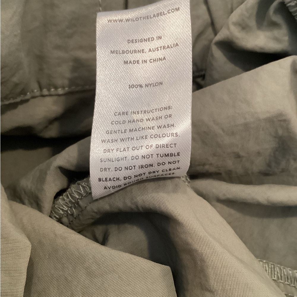 Wilo Womens Olive Cargo Pants - Picture 4 of 4